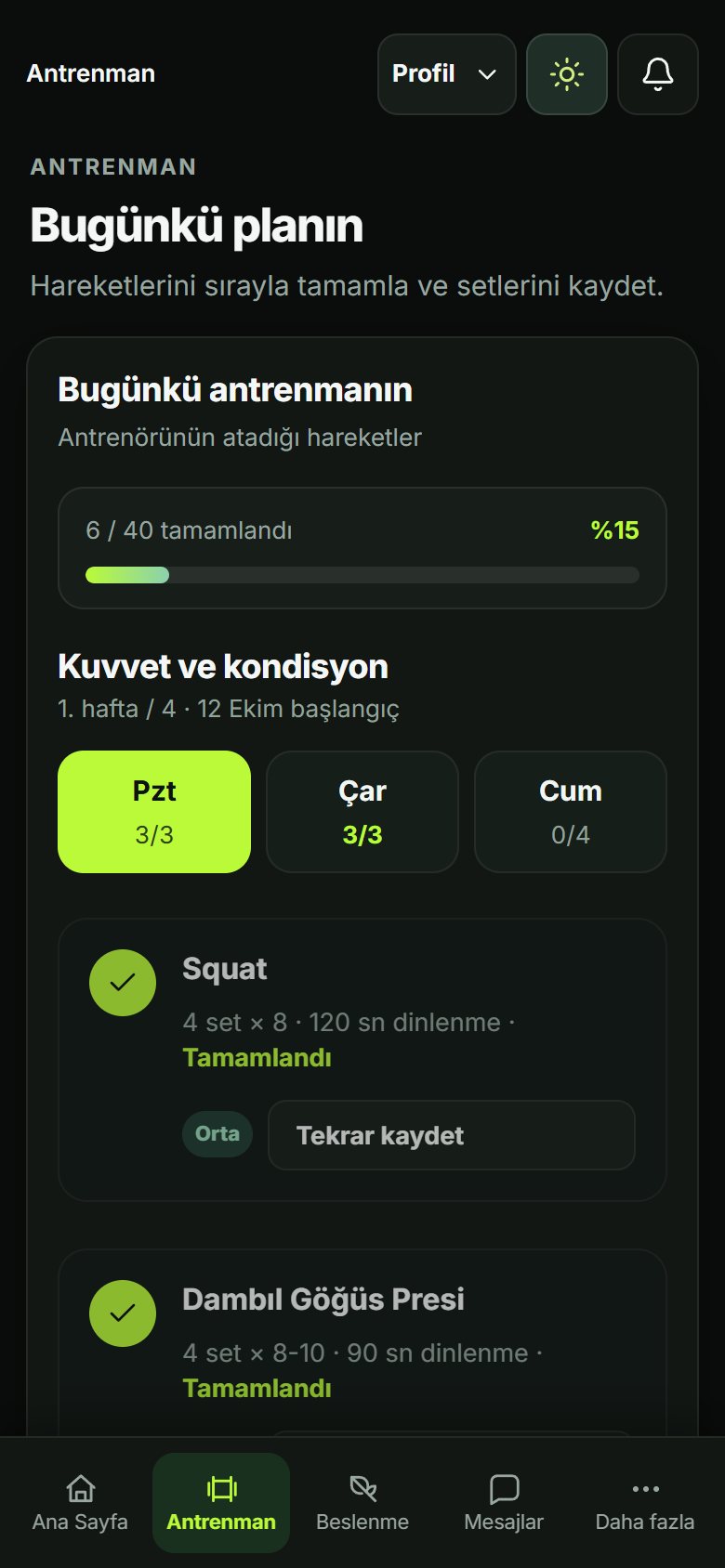 Üye antrenman ekranı: günün hareketleri, set kaydı ve hareket videosu